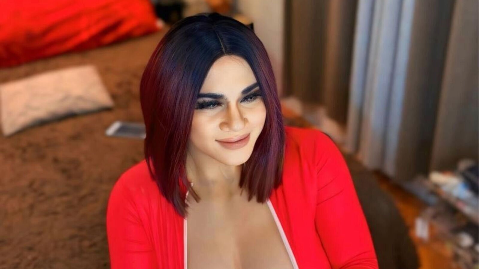 ScarletLuxe