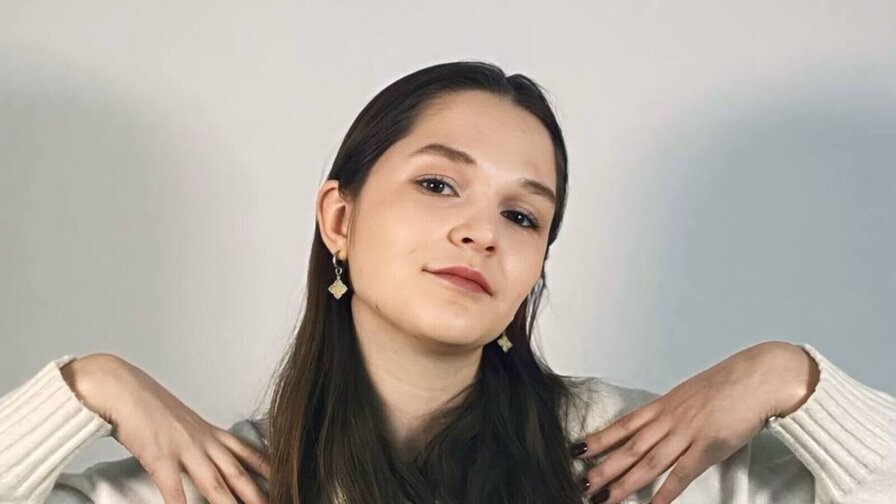 JenevaKujawski