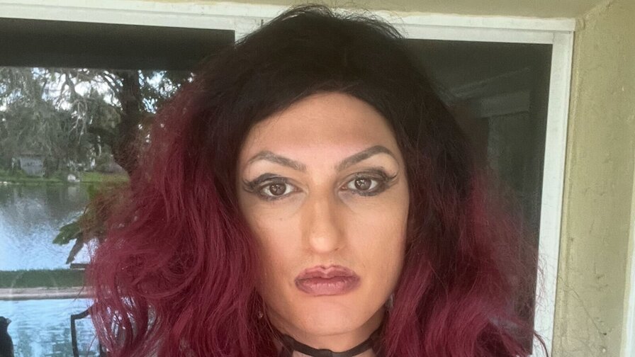 SissyVikki