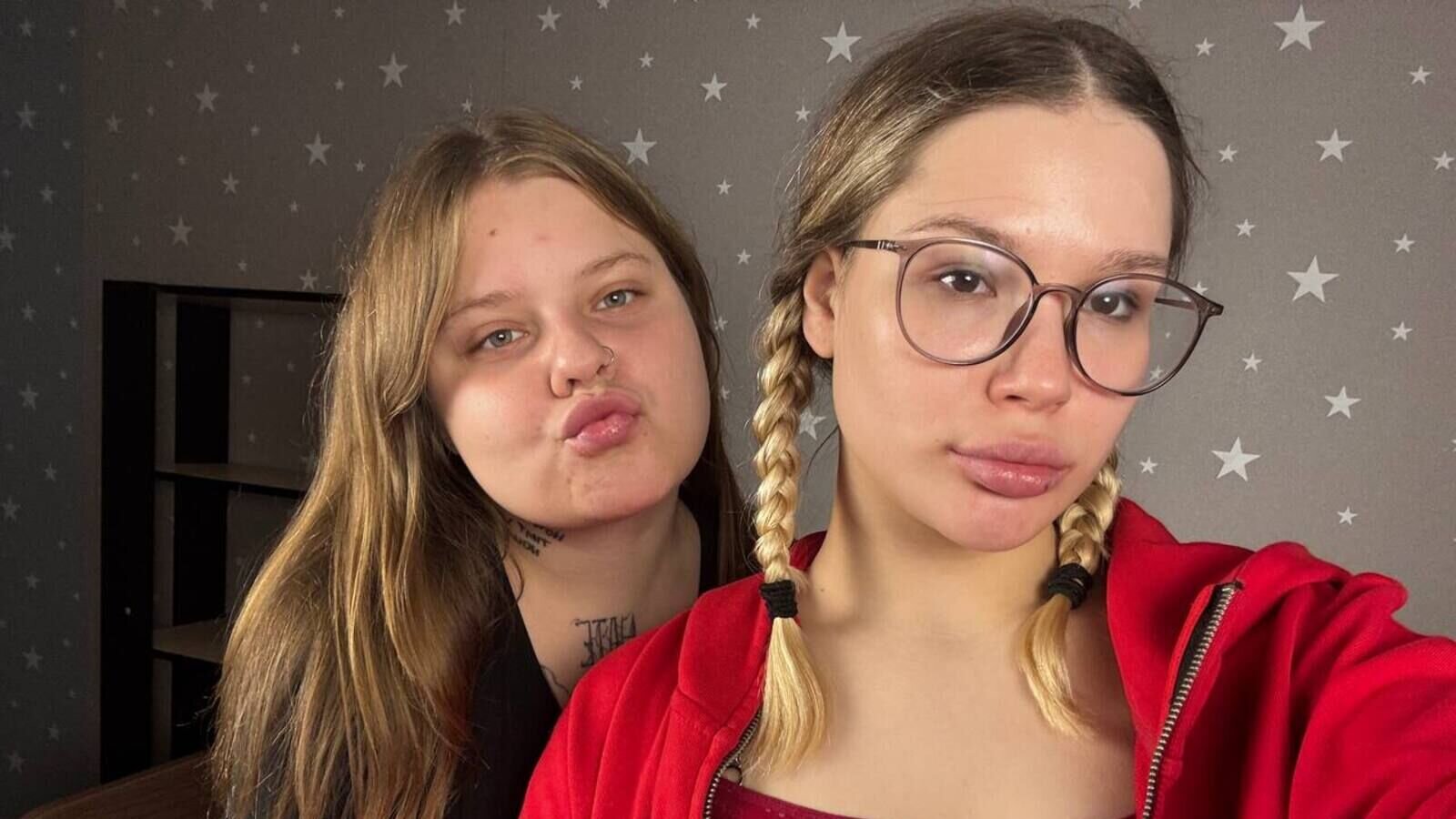 LisaAndRiza
