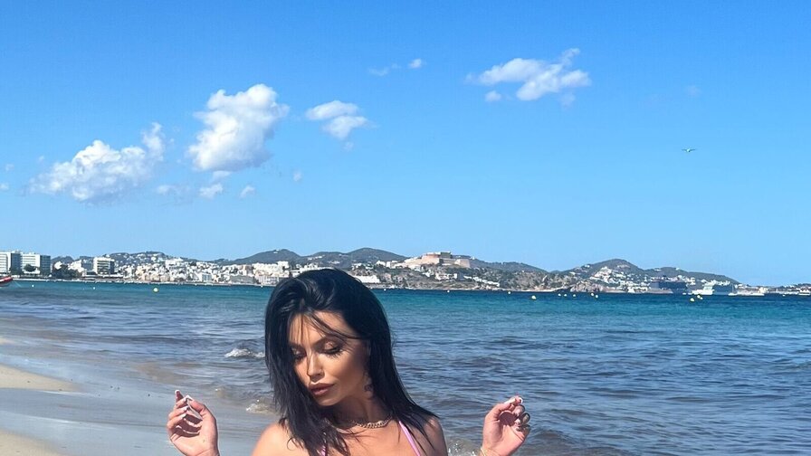AshleyLuxe
