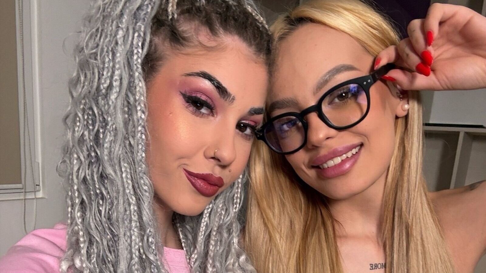 LunaAndSarah