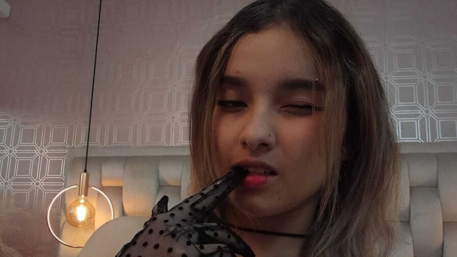 MiaSuzette
