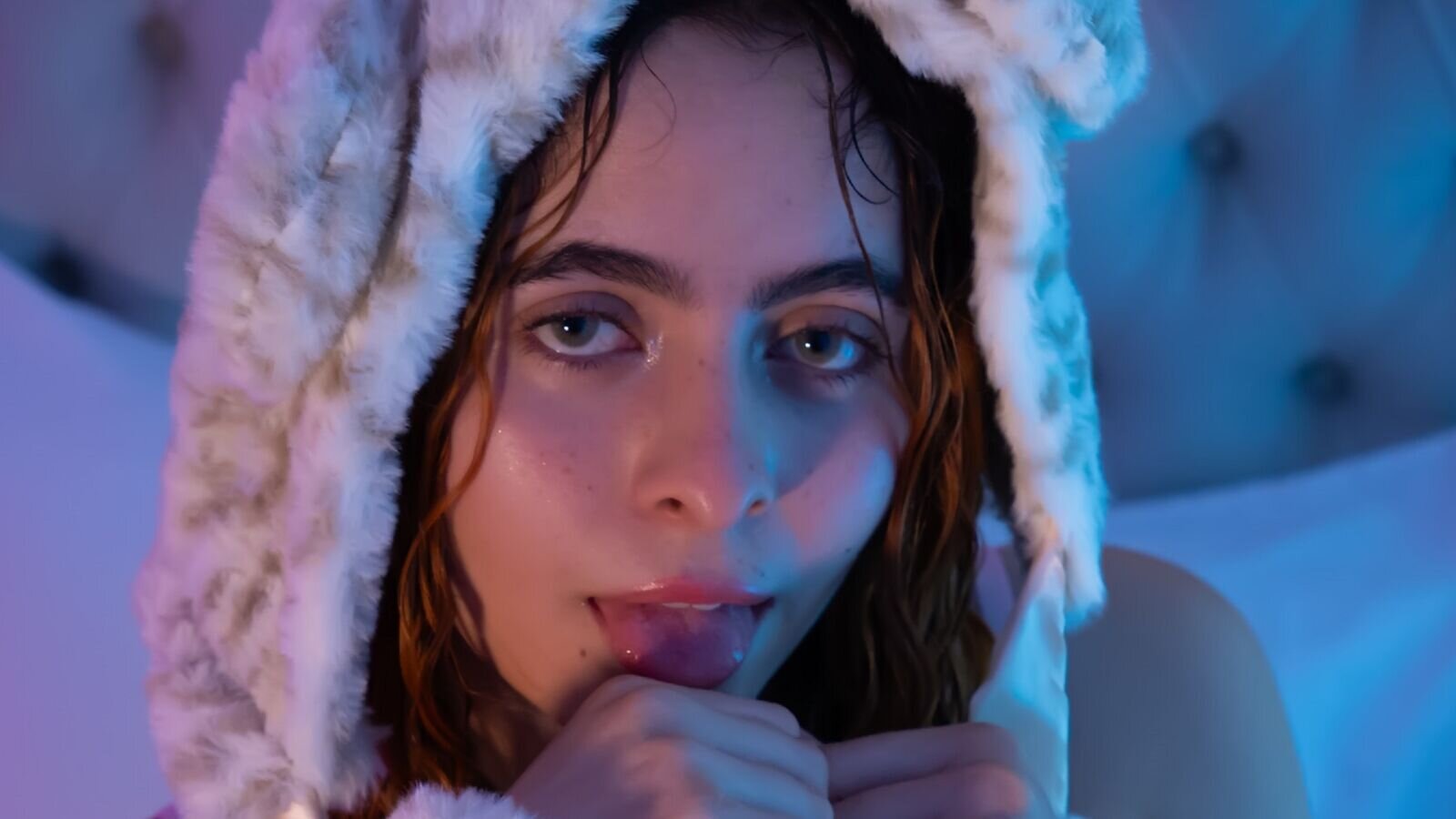 AmilyJolie