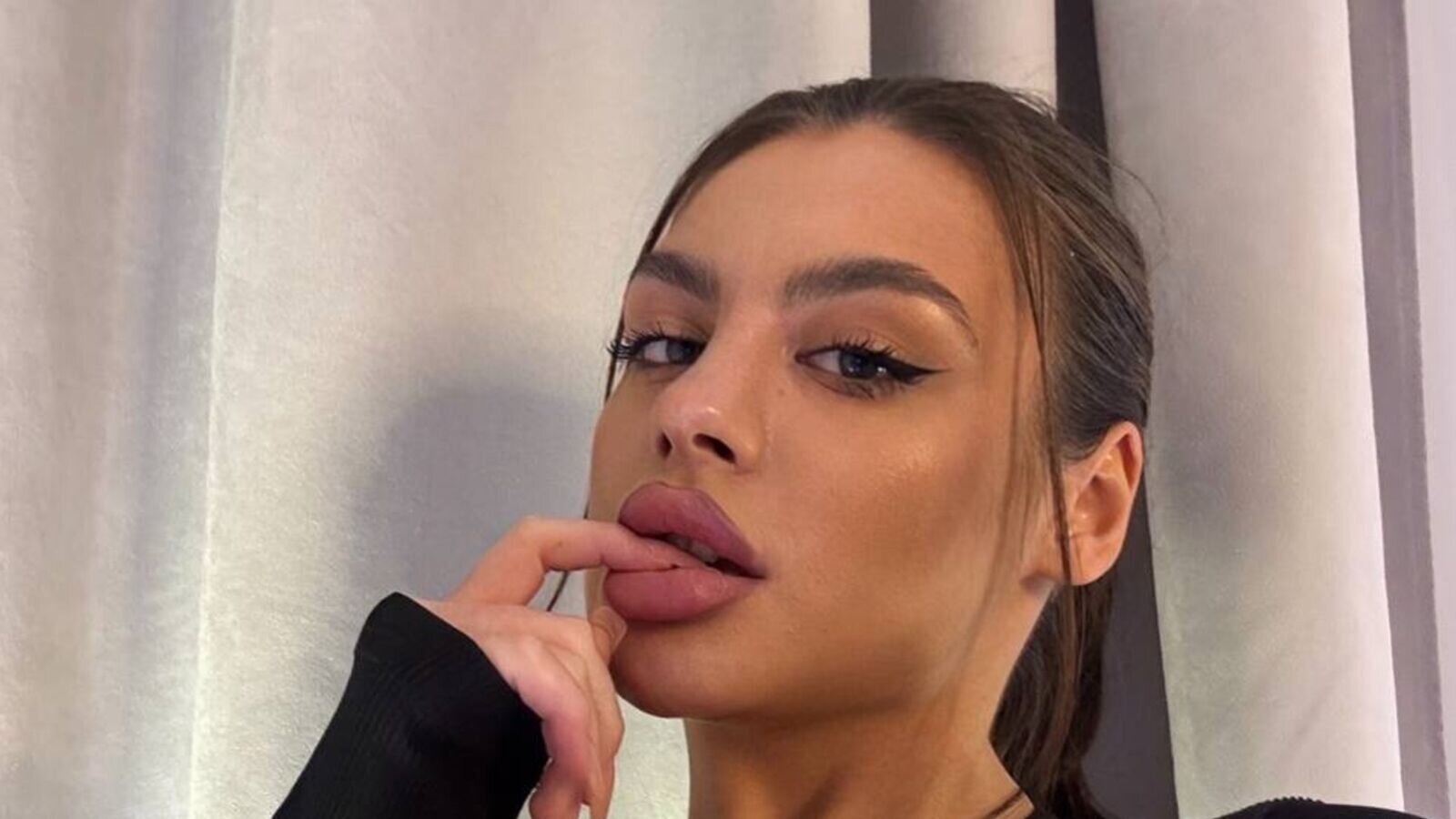 KristyDol